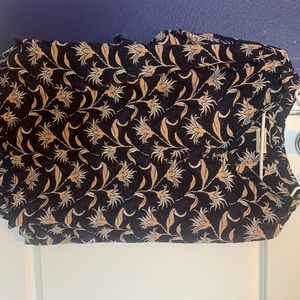 Short sleeve urban outfitters top